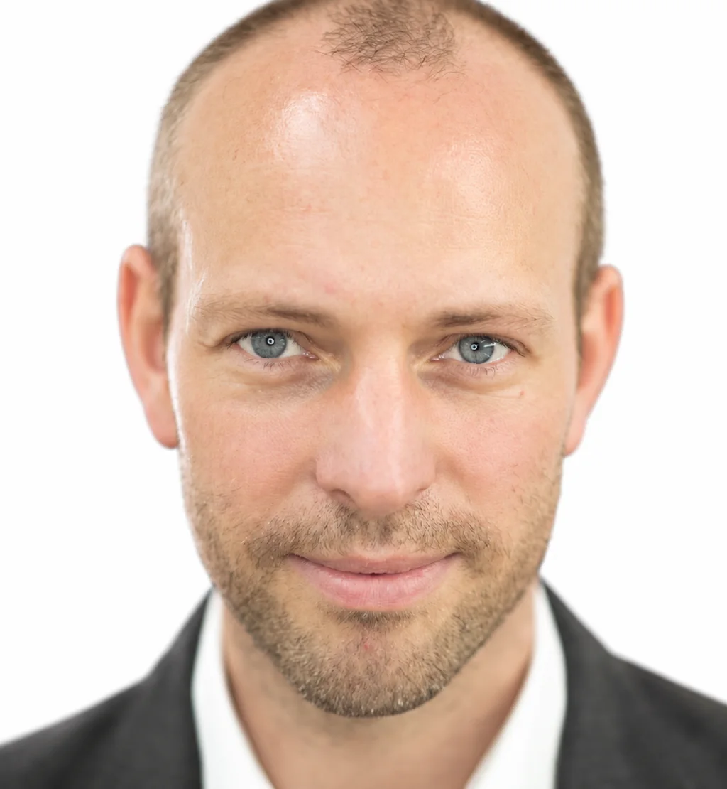 Dr. Christopher Gärtner